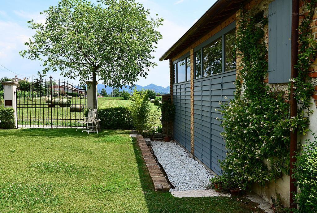 Bed and Breakfast La Fabbrica Delle Idee Fonte Exteriér fotografie